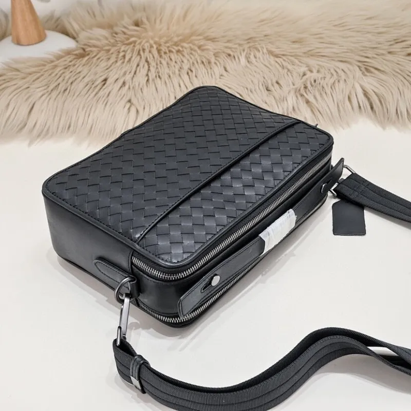 All categories 💚 Top version men’s bags 💚 BV 2024 new BV crossbody bag